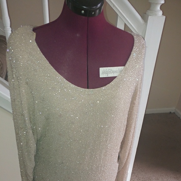 Dress - Picture 4 of 11